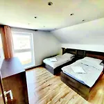 Apartmanovy Dom Lucna * Ganovce