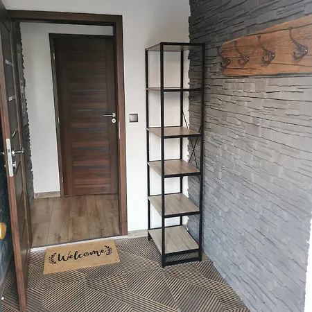 Apartmanovy Dom Lucna *