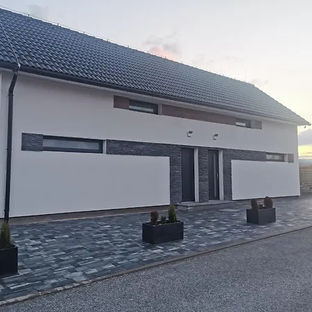 Apartmanovy Dom Lucna Appartement *