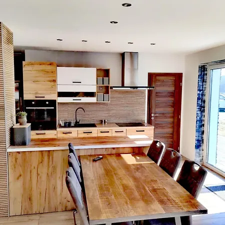 Apartmanovy Dom Lucna Appartement *