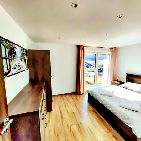 Apartmanovy Dom Lucna * Gánovce