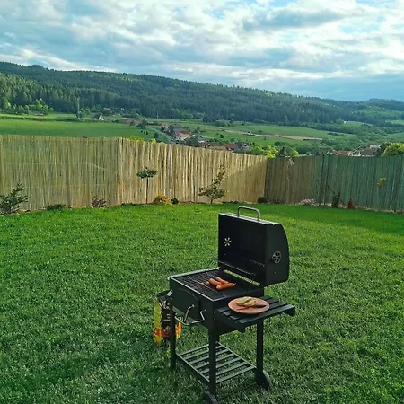 Apartmanovy Dom Lucna