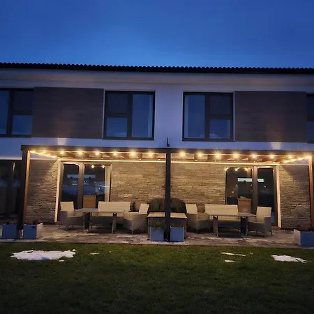 Apartmanovy Dom Lucna * Gánovce