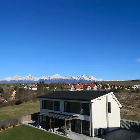 Apartmanovy Dom Lucna *
