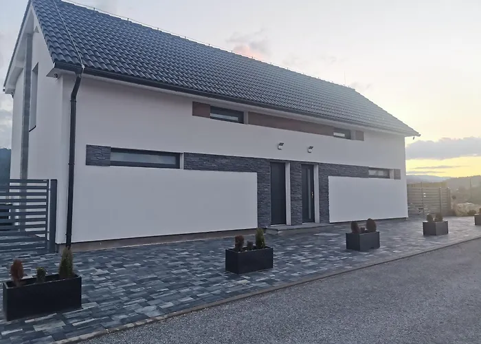 2 V Dome Lucna 아파트 *