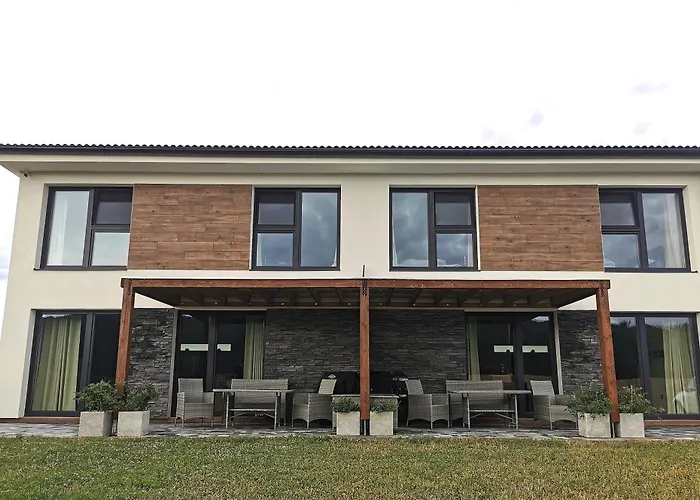 2 V Dome Lucna 아파트 *